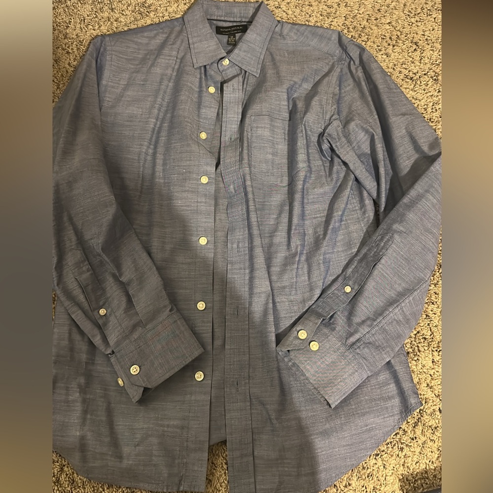 Men's Non-Iron Blue Button-Up Shirt